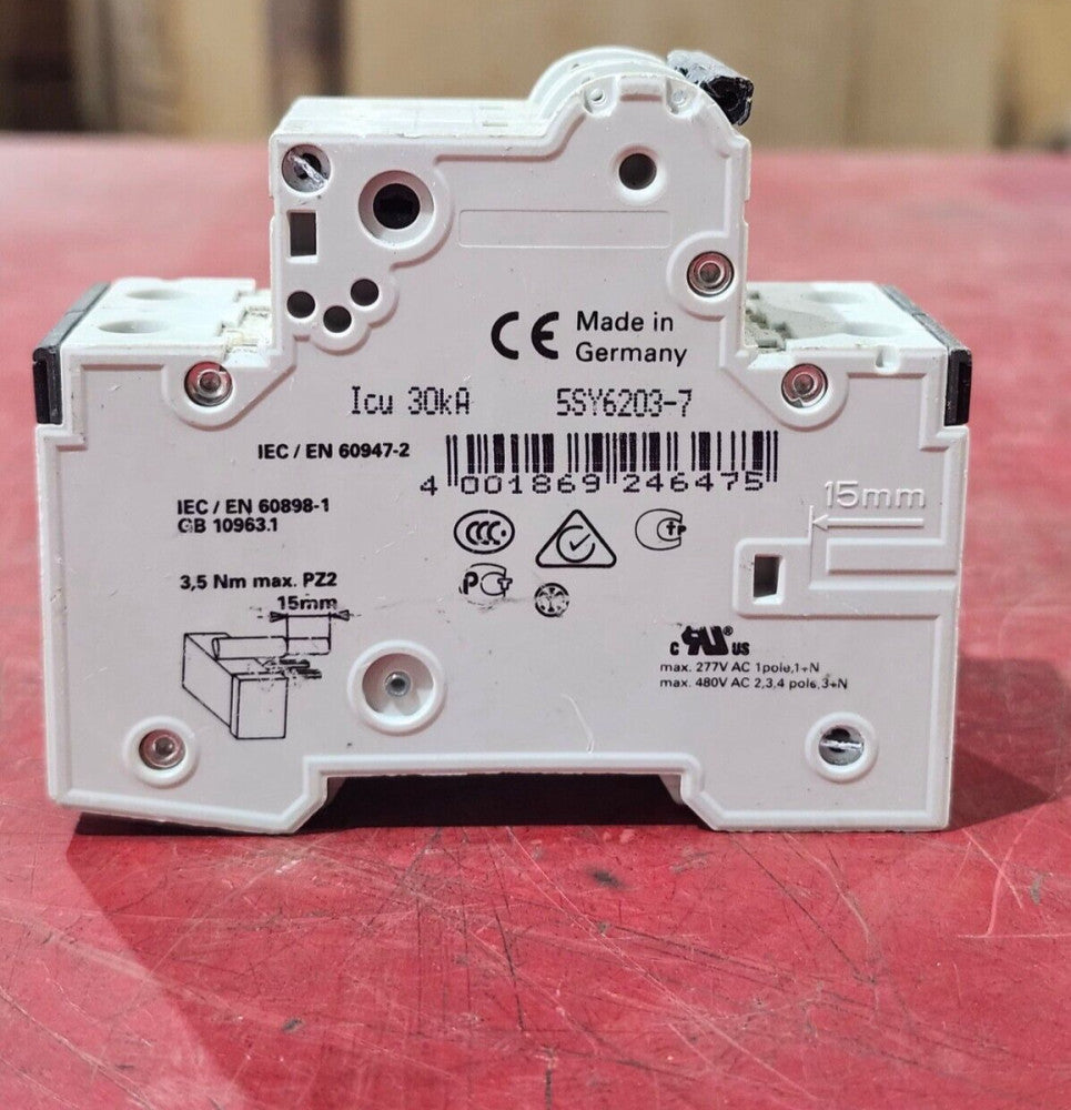 USED SIEMENS 2-POLE CIRCUIT BREAKER 5SY6203-7