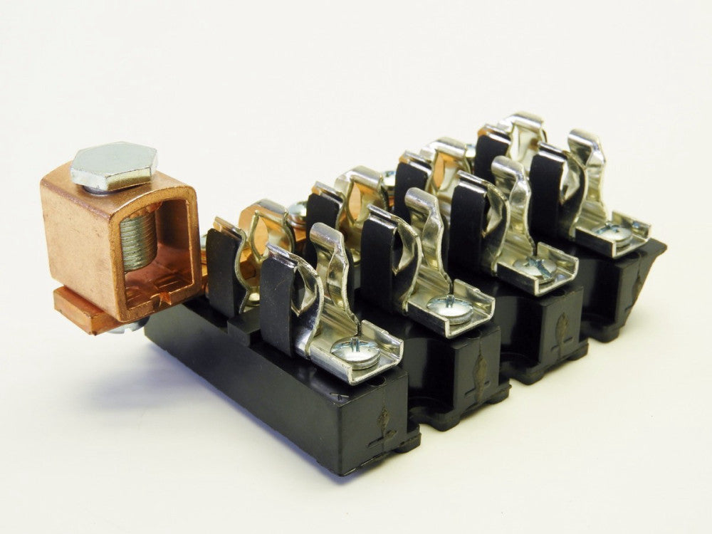 Eaton 300V Fuse Holder Block T13195-434FS, for 4 60A Fuses New