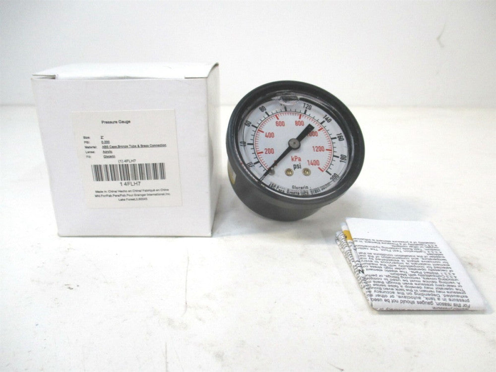 0 to 200 psi, 0 to 1400 kPa Range, 1/4 in MNPT, ±3-2-3% Pressure Gauge
