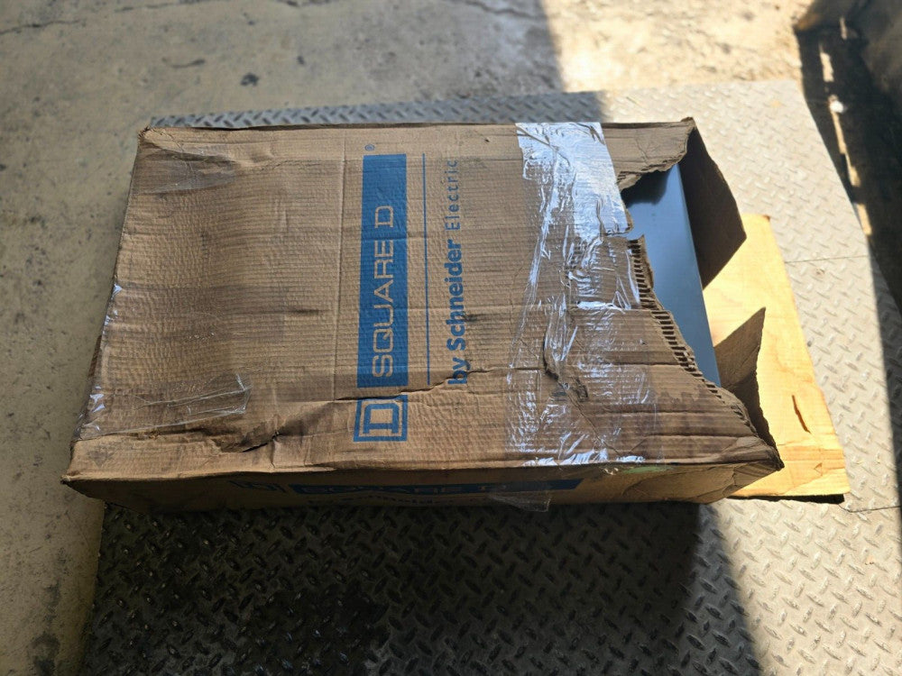 SQUARE D H364 FUSIBLE HEAVY DUTY SAFETY SWITCH ,3P/200A/600V,MAKE OFFER!