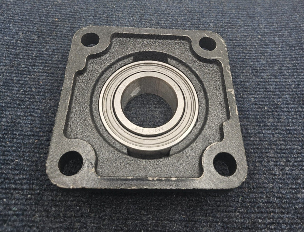KRA SAF209-28G : 4-Bolt Light Duty Flange Bearing