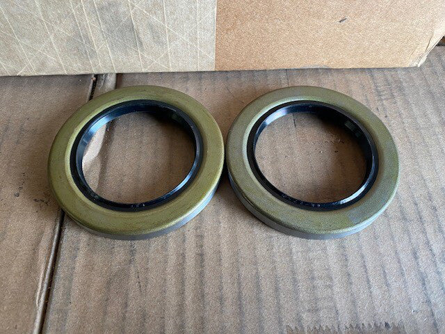 (2 Pack) RTK 22333TB Double Lip Seals for 5200-7000lb Trailer Axle 2.25" x 3.37"
