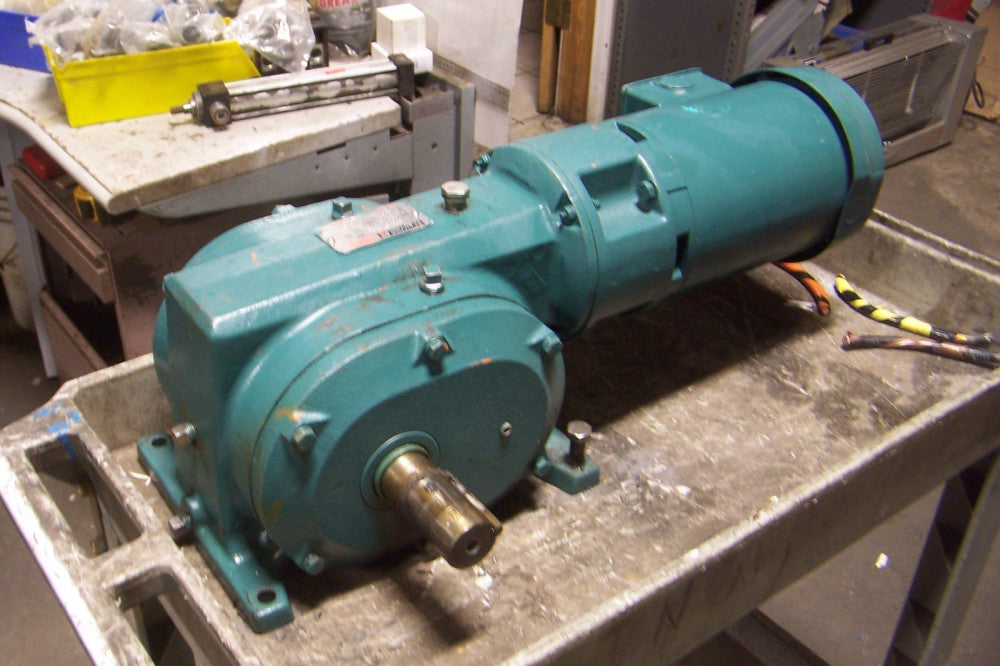 RELIANCE 1-1/2 HP 60:1 RATIO GARMOTOR 230/460 VAC 1725 RPM 3 PHASE 1-1/2" DIA