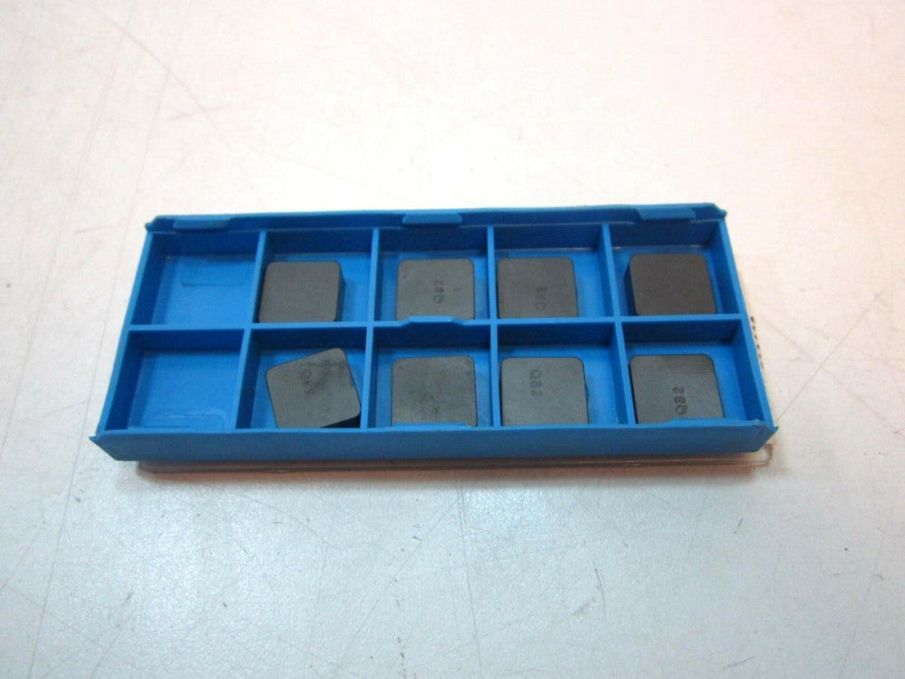 Valenite (SNG434 T00630 Q32) Ceramic Square Inserts NEW - Lot of 8 