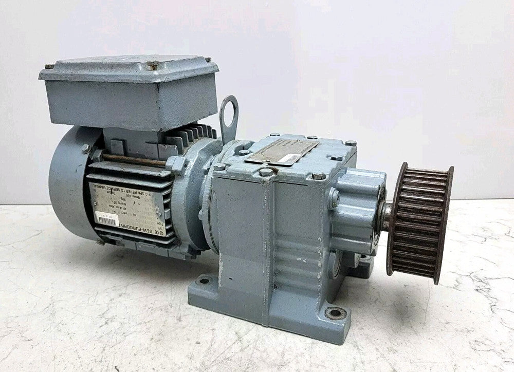Sew Eurodrive R27DT71C4 Gear Motor .33 Hp Type R27 Gear Reducer 48.17:1 Ratio 