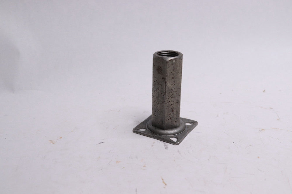 nVent Lenton Coupler with Mounting Plate # 7 22mm EL22SA