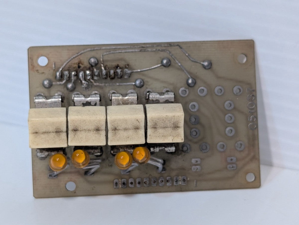 Bell & Howell 051037 4‑pushbutton switch PCB module w amber LEDs 10‑pin MailStar