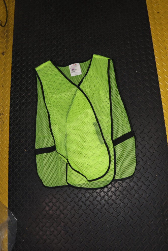 PIP Safety Vest Green - What's Shown Only