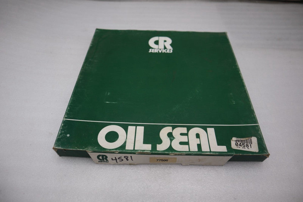 NEW IN BOX SKF 77506 CR Oil Seal  7-3/4" ID X 8-3/4" OD X 1/2" wide #5644A