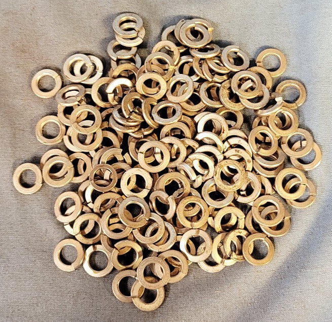 LOCK WASHER M8 SPRING STEEL  (LOT OF 140)