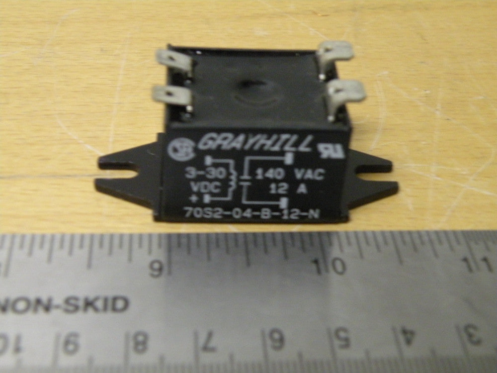 Grayhill 70S2-04-B-12-N Relay SSR 17mA 30V DC-IN 12A 140V AC-OUT 4-Pin