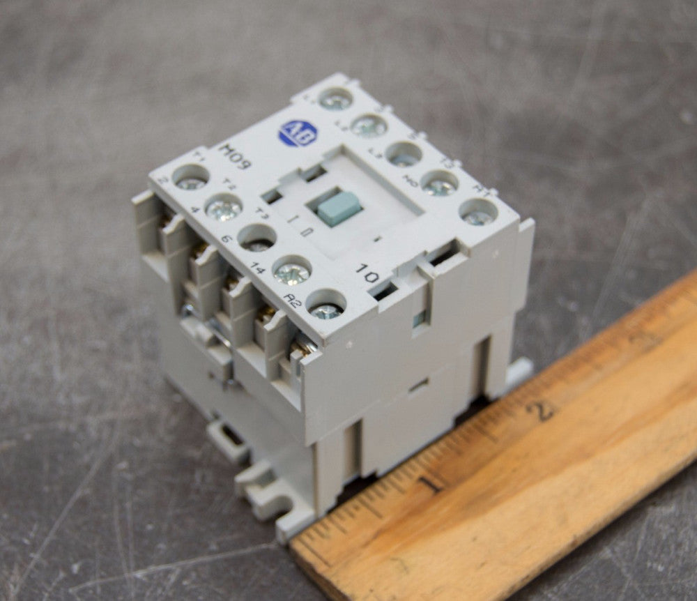 Allen-Bradley AB 100-M09ND3S Mini Contactor 120V