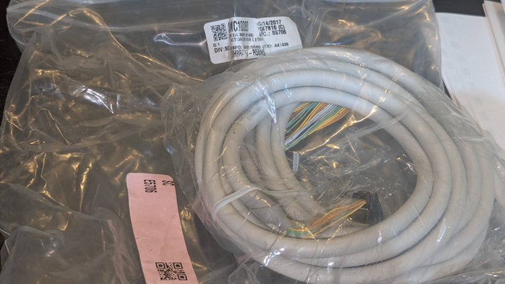(1) SMC LEC-CN5-5 Electric Actuator I/O Cable 5m NOS