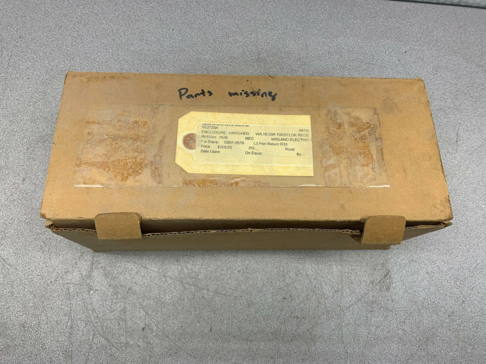 NEW IN BOX HUBBELL SWITCHED ENCLOSURE TWIST-LOCK SE2720A **MISSING HANDLE**