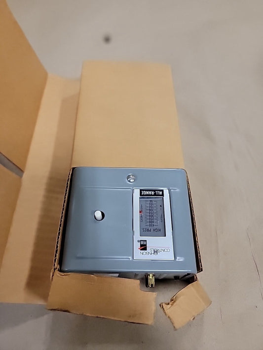 244632 New-No Box; Johnson Control P70KA-1 Pressure Controller 4 wire 2 circuit