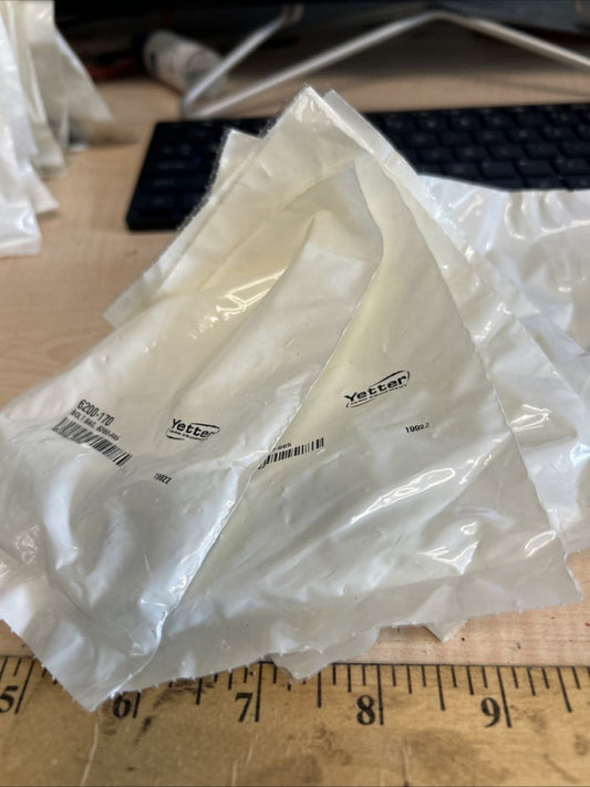 (18) NEW 6200-170 YETTER BOLT BAG (18 PCS/LOT)