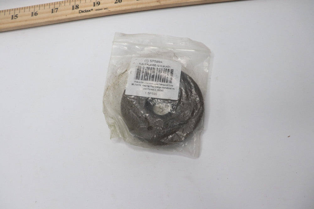 Floor Flange Pipe Fitting Malleable Iron 1/2" 5P599A