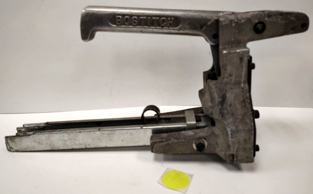 BOSTITCH MANUAL CARTON STAPLER CLOSURE D16 2, USE SW7437 OR SW9040, 5/8"- 7/8" 