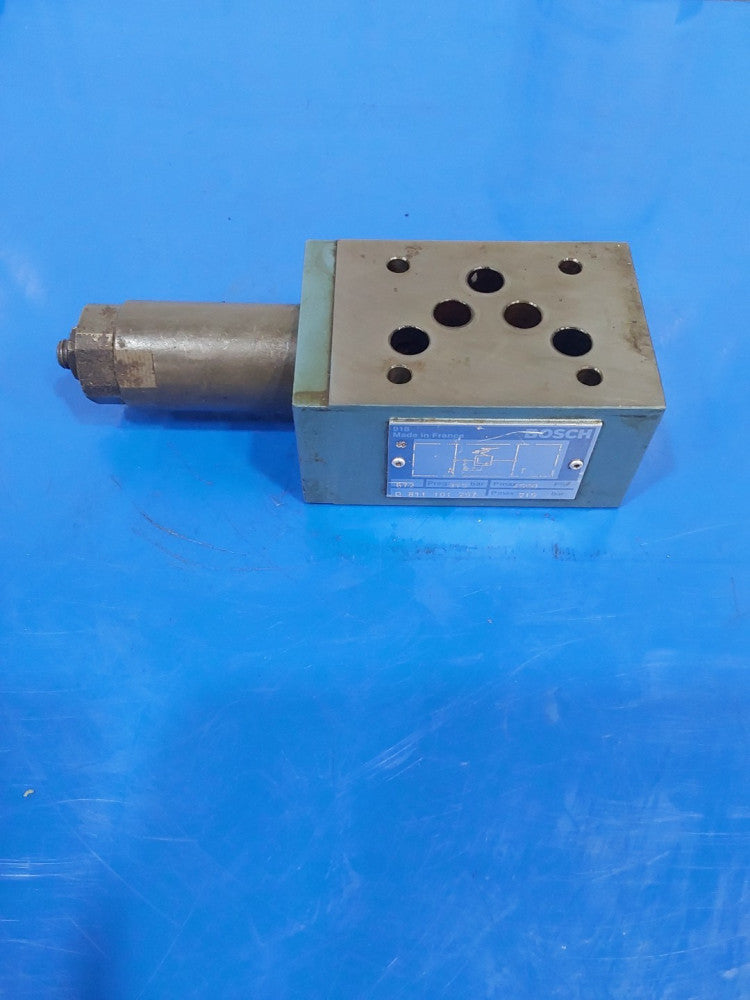 BOSCH Valve 0 811 101 257.  4500psi 