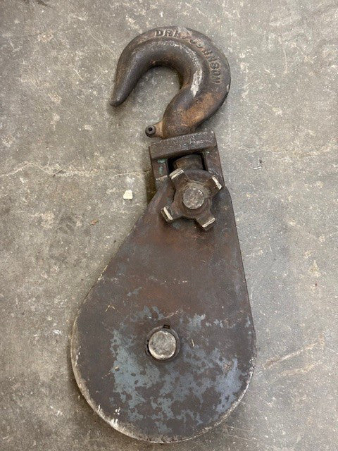 JOHNSON BLOCKS 8-TON SWIVEL SNATCH BLOCK HEAVY DUTY J LATCH ON HOOK #SB8S8BH
