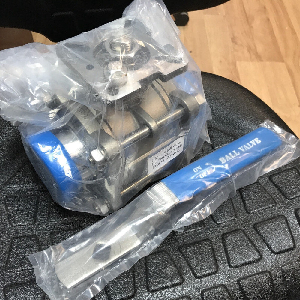 2-1/2" Full Port SANITARY 3-Pc BALL VALVE 1000WOG 316SS