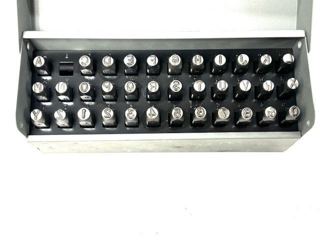 C.H. HANSON LETTER & NUMBER SET TYPE, 1/4" CHARACTER SIZE, A-Z, 0-8 MISSING B