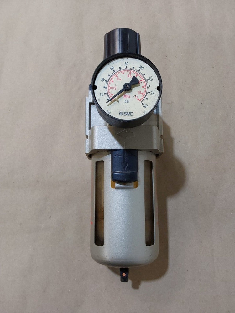 SMC AW40-N04-RZ PNEUMATIC AIR PRESSURE FILTER With SMC 0-160 PSI PRESSURE GAUGE
