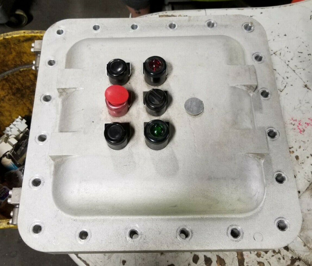 NEW APPLETON ACSEW121206-223 PUSHBUTTON ENCLOSURE HAZARDOUS 12" x 12" x 6"
