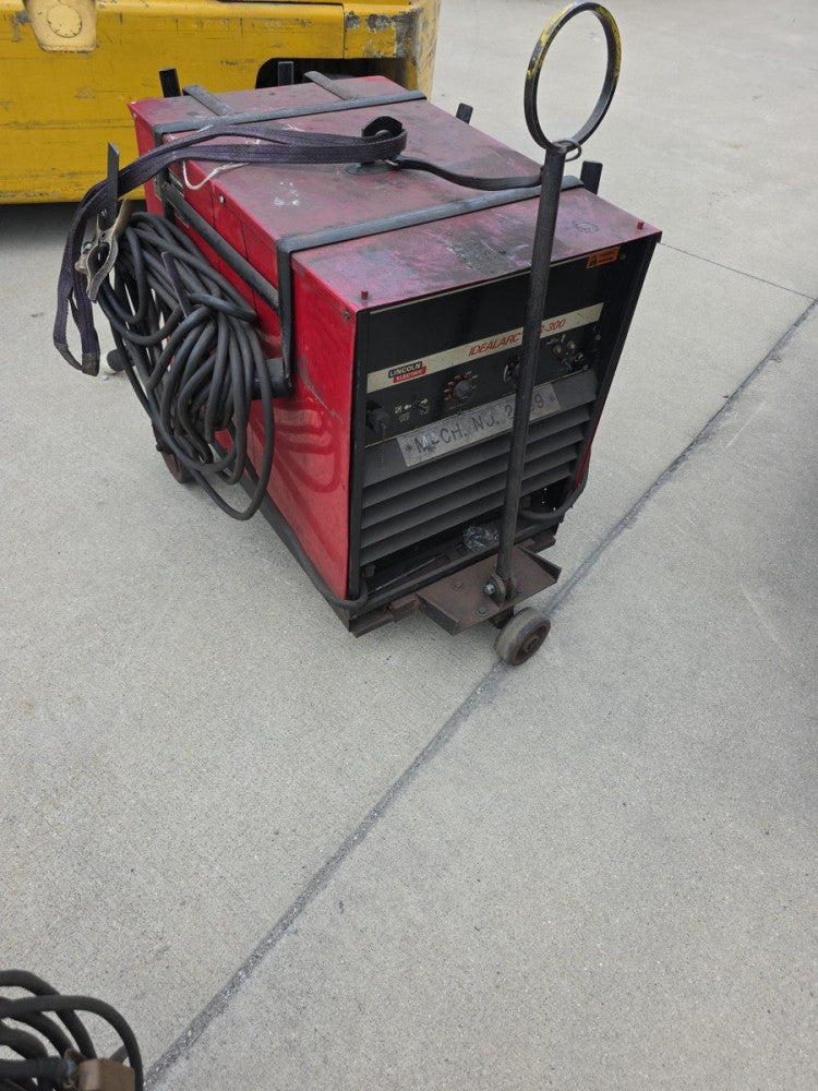 Lincoln R3R-300 Ideal Arc Class I Arc Welder DC 3 Phase 240V 300A / 40V on Cart
