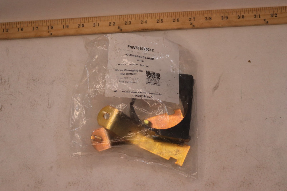 FNW Plated Cushion Tube Strut Clamp 3-1/8" OD FNW7816Y0312