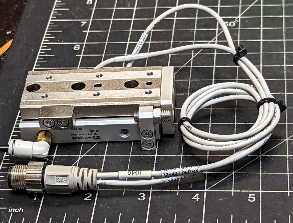 SMC MXQ8-30 Pneumatic Cylinder Slide Table W/ Reed Switches Working Pull [B4S3]