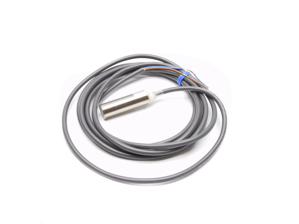 OMRON E2E-X2Y1 24-240VAC NSNP