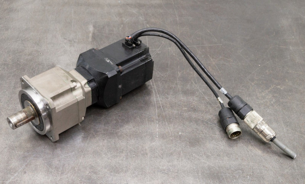 Yaskawa SGMPH-04AAE41D Apex Reducer AB090-S2-P2 25:1 AC Servo Drive Motor