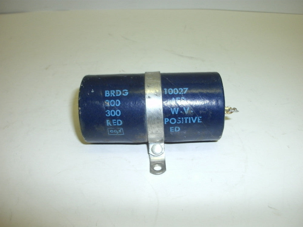 CORNELL DUBILIER BRDG 10027 CAPACITOR 200 MFD. 300 W.V. RED POSITIVE ED