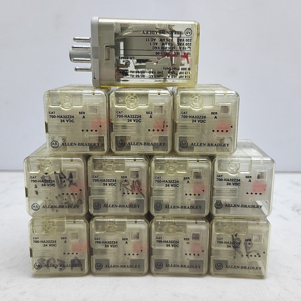 12 Pack Allen Bradley 700-HA32Z24 Plug In Relay 24VDC 8 Pin *USED 