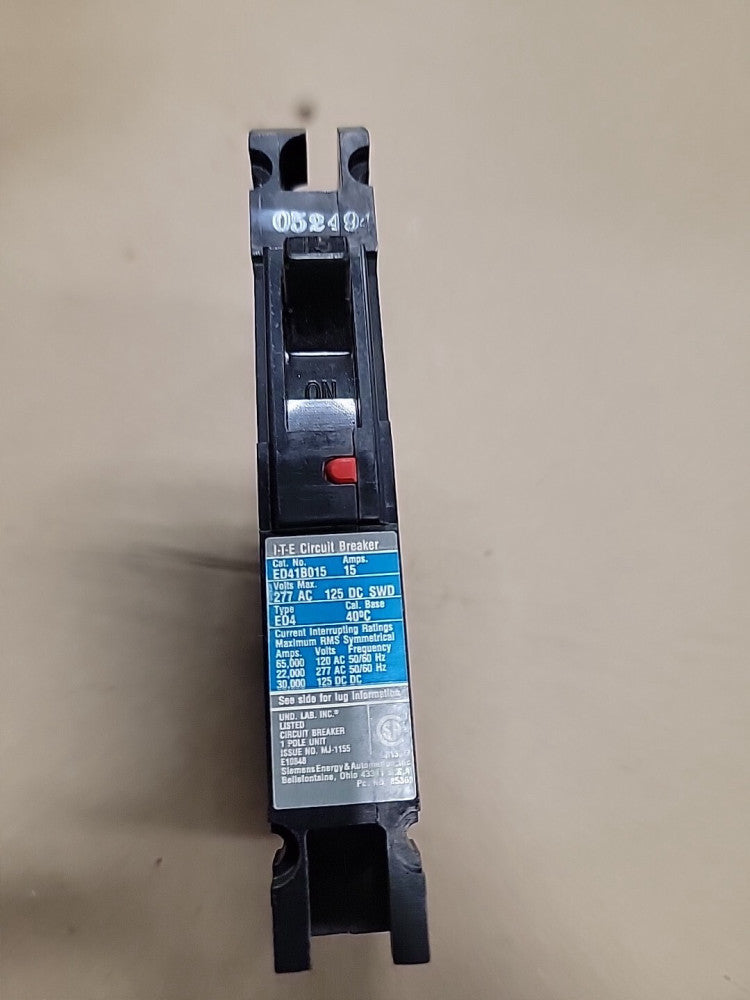 SIEMENS ED41B015 CIRCUIT BREAKER NEW OLD STOCK