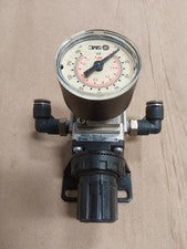 SMC AR20K-N01-Z Pneumatic Regulator w/ Gauge & Bracket 0-160psi, 1/4in Ports