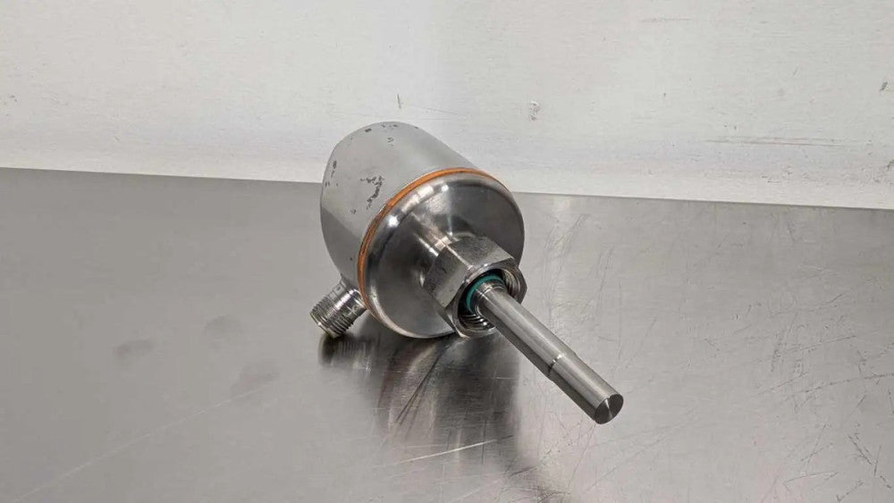 IFM Efector SI5000 Flow Monitor SID10ABBFPKG/US-100 19-36VDC