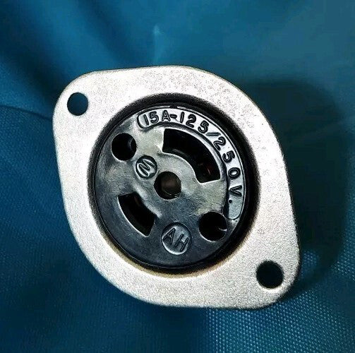 AH&H Hart-Lock 15A 125/250V Flanged Outlet