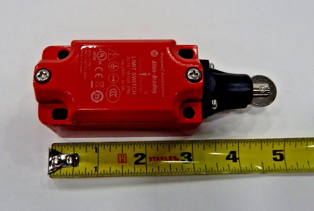 ALLEN BRADLEY 440P-MRPB22E SWITCH