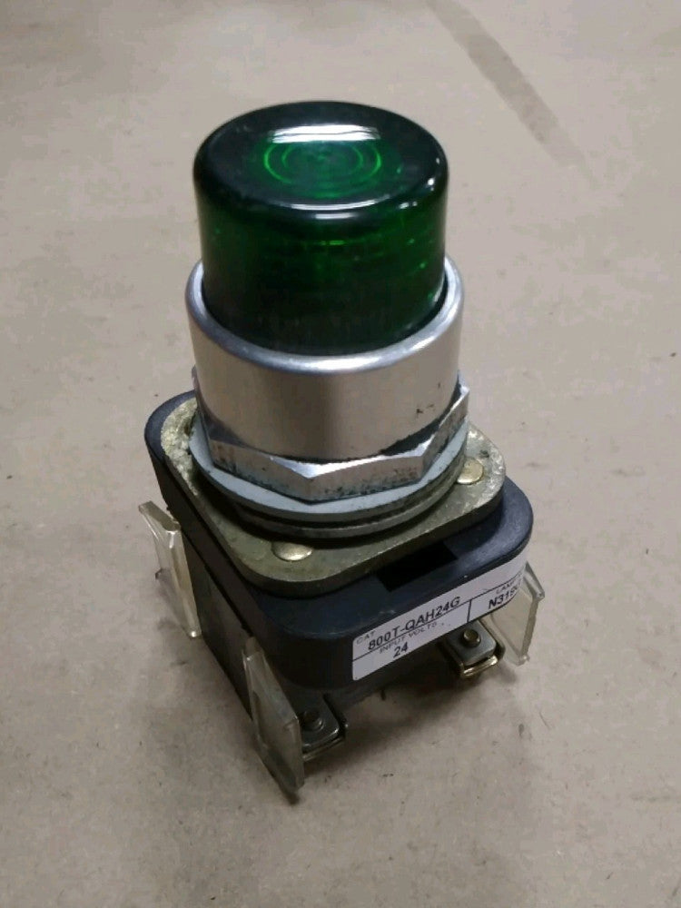 Allen-Bradley 800T-QAH24G SER T Green Momentary Push Button F41