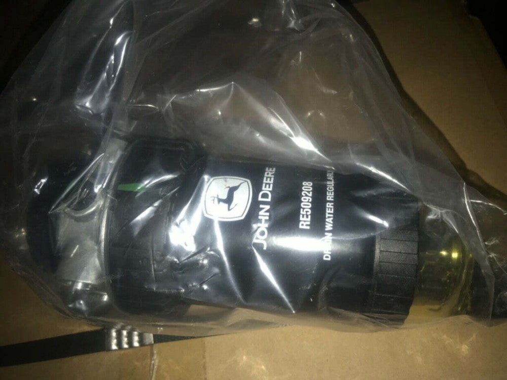 BRAND NEW GENUINE OEM John Deere Filter Assembly RE509718  *FREE SHIPPING*