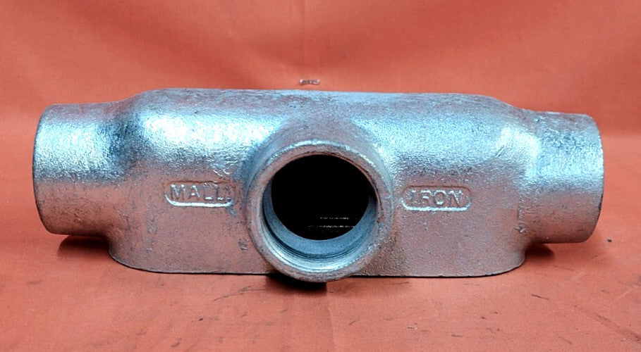 OZ/GEDNEY 1 1/2 INCH CONDUIT BODY  M/N: T-150G