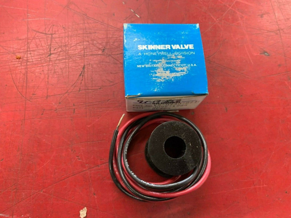 NEW IN BOX SKINNER SOLENOID COIL V5-H730-R24