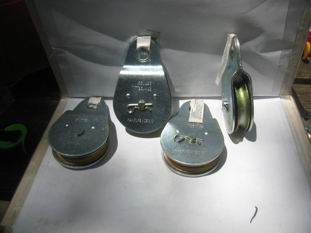 4 yes 4 x 2-1/2" Fixed Eye Pulley,No T7550403 Campbell lot of 4 pulleys