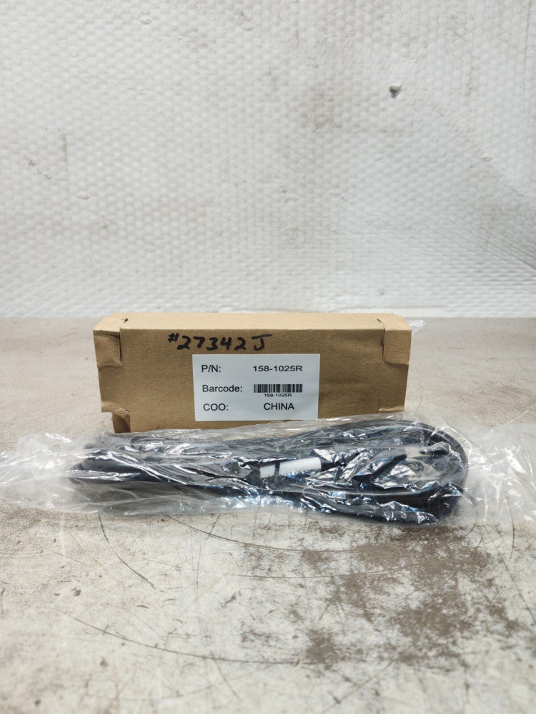 NEW IN BOX PHIHONG POWER SUPPLY  158-1025R