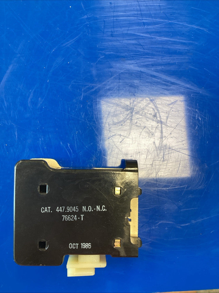 Reliance Electric 76624-T, 1NO/1NC Auxiliary Contact 447.9045