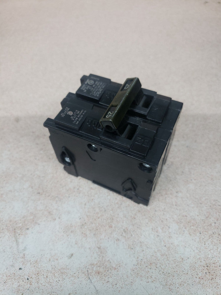 NEW OLD STOCK Siemens Q225 25A 2-Pole Type QP Circuit Breaker