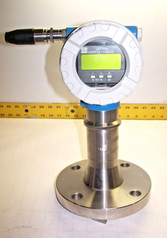 Endress+Hauser Micropilot M Transmitter W/ 7-1/2" Flange  FMR245-S4ALKEA6A