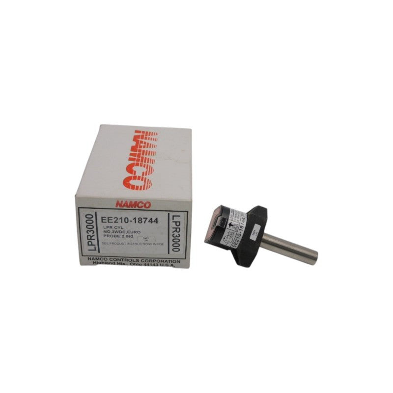 NAMCO CONTROLS EE210-18744 10-30VDC 3000PSI 2.062" NSMP